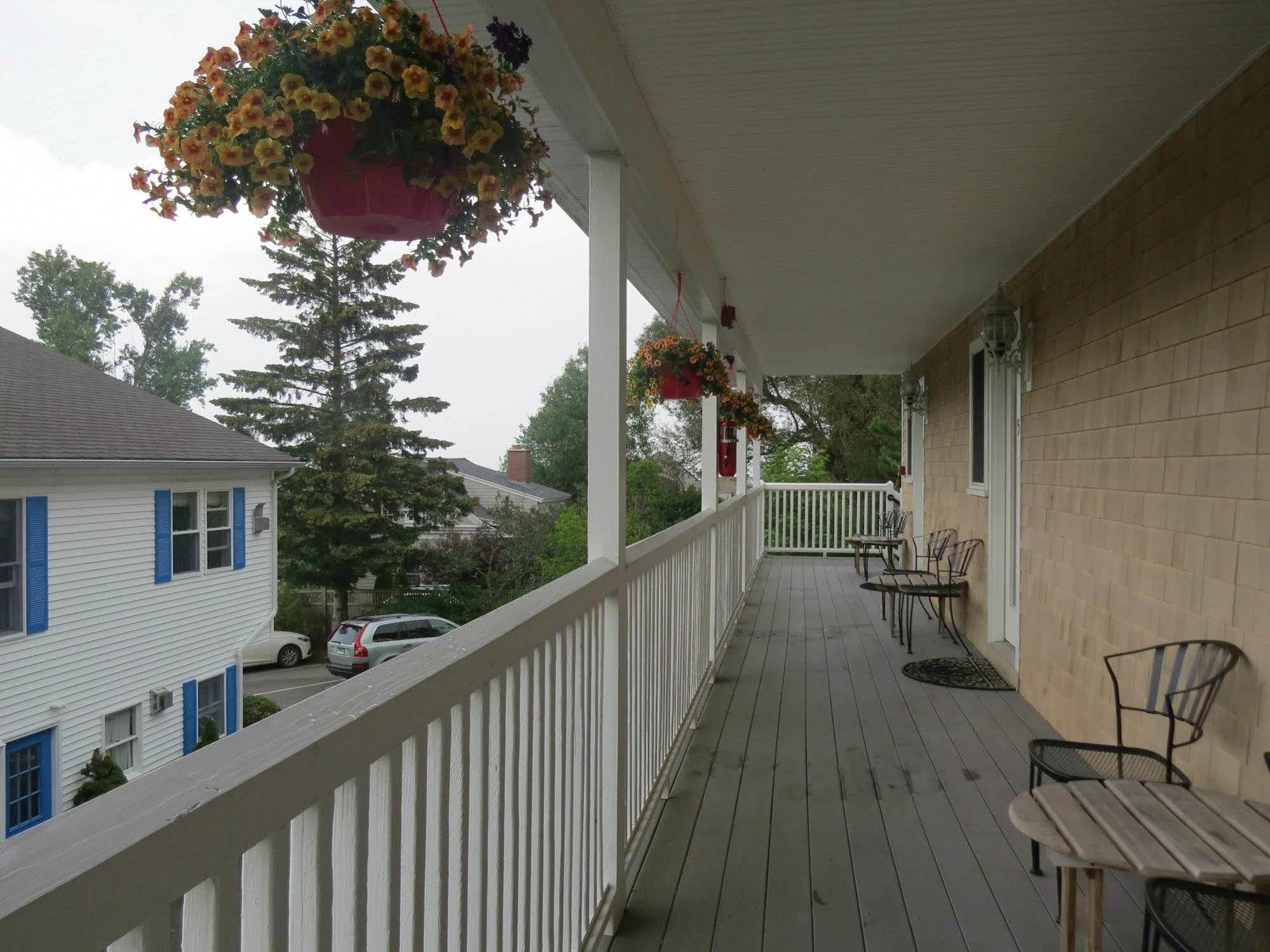 Blue Shutters Inn Carriage House Studios Ogunquit Exterior foto